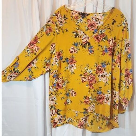 Zac & Rachel Woman Yellow Floral Blouse Spring Casual Work Top Plus 2X - Picture 2 of 7